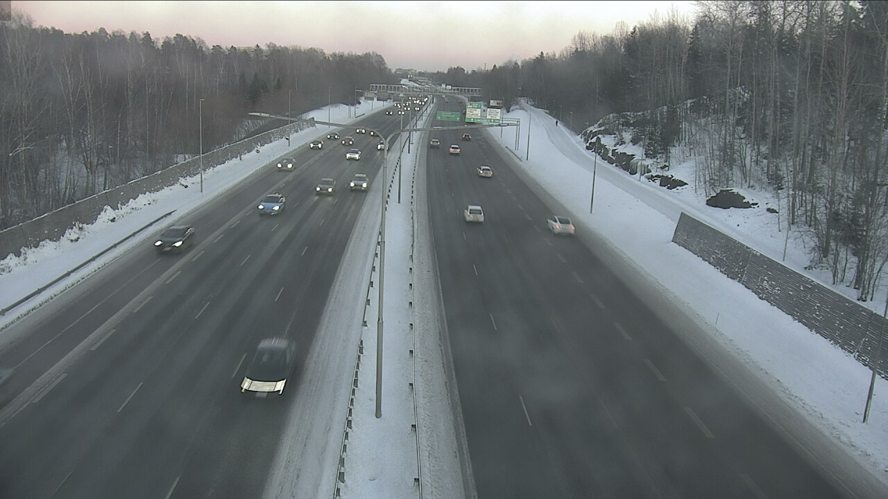 Weather Camera Image Road 51 Espoo, Westend, Espoo, Uusimaa