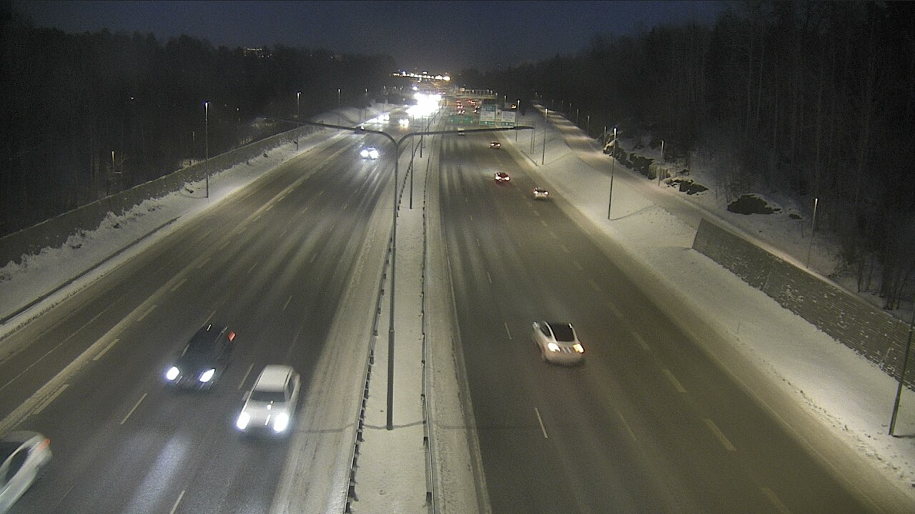 Weather Camera Image Road 51 Espoo, Westend, Espoo, Uusimaa