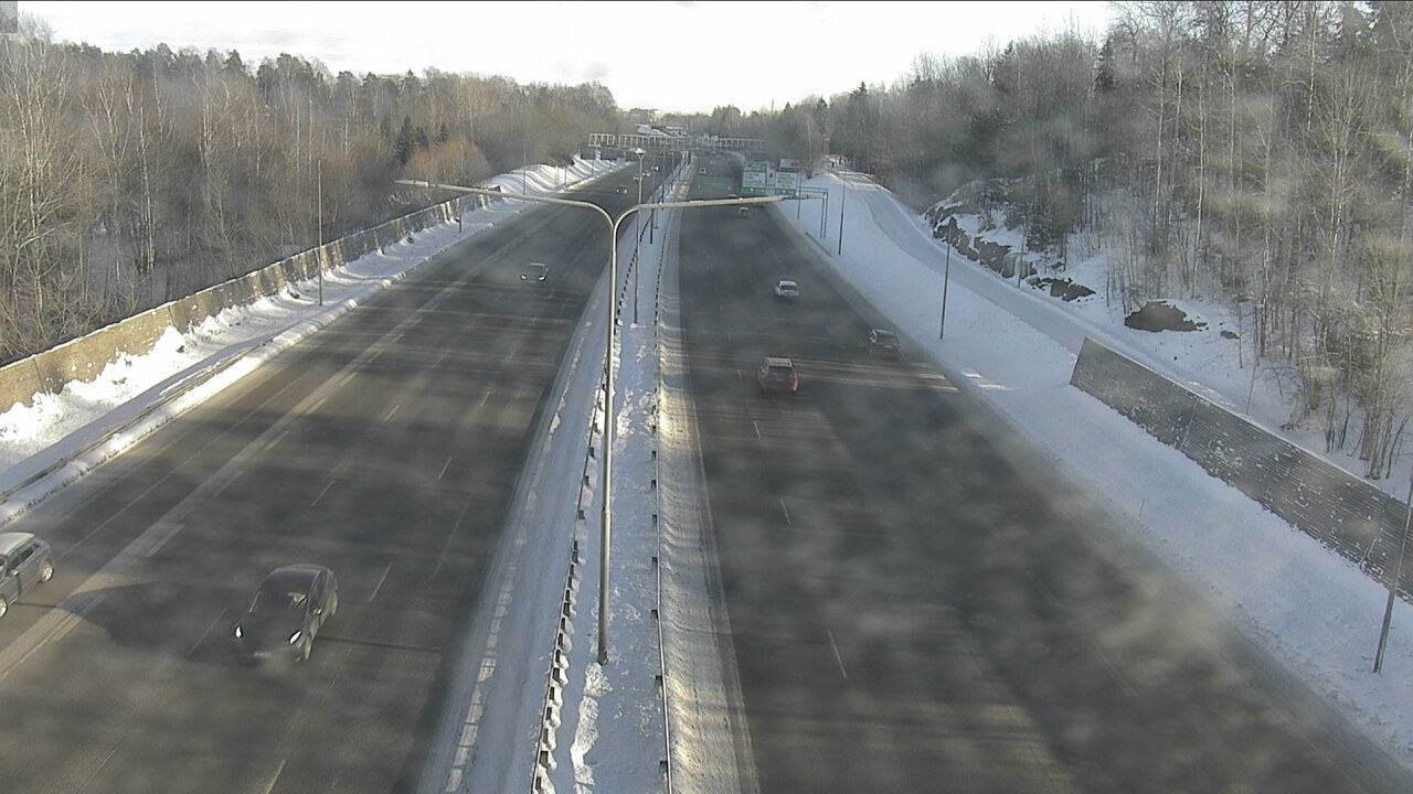 Weather Camera Image Road 51 Espoo, Westend, Espoo, Uusimaa