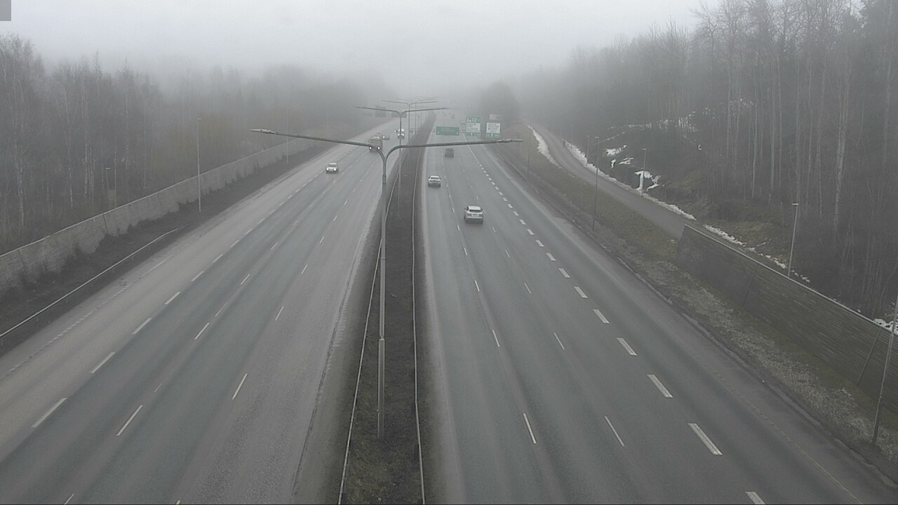 Weather Camera Image Road 51 Espoo, Westend, Espoo, Uusimaa