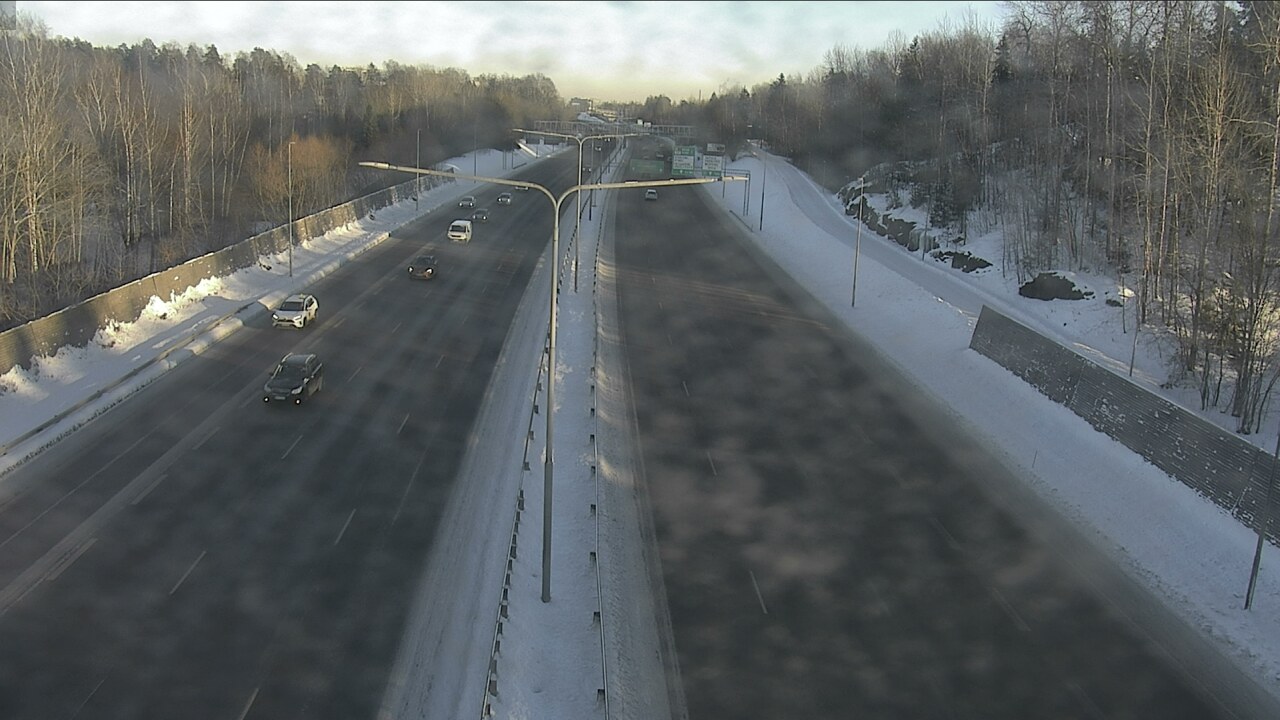 Weather Camera Image Road 51 Espoo, Westend, Espoo, Uusimaa
