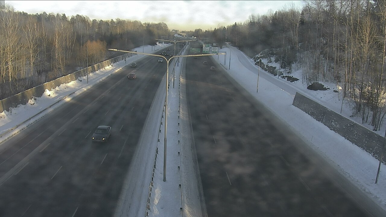 Weather Camera Image Road 51 Espoo, Westend, Espoo, Uusimaa