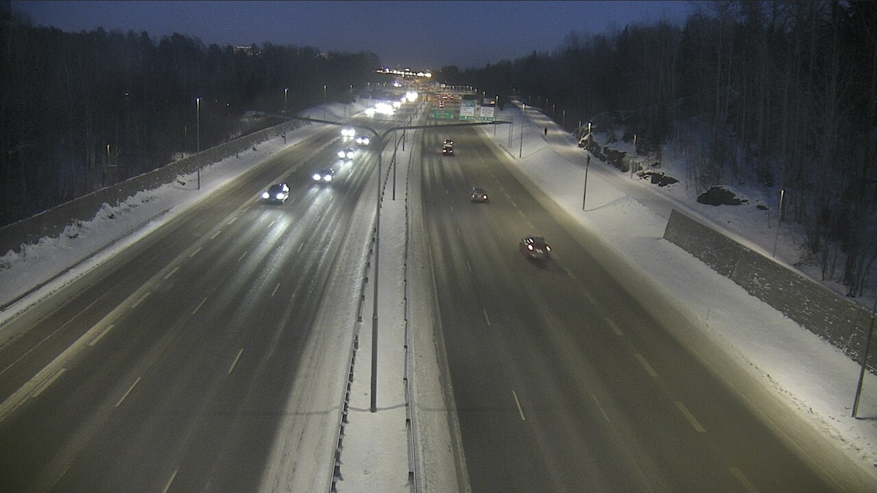 Weather Camera Image Road 51 Espoo, Westend, Espoo, Uusimaa