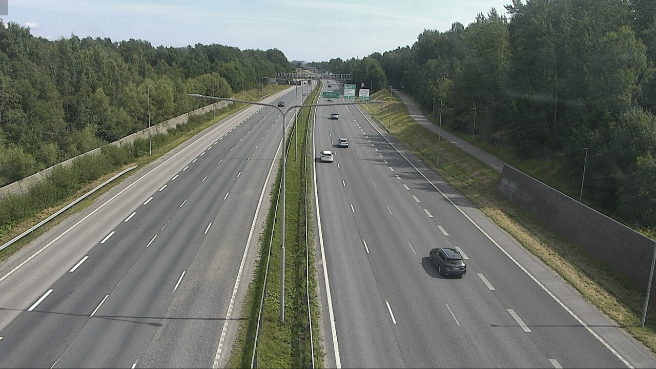 Weather Camera Image Road 51 Espoo, Westend, Espoo, Uusimaa