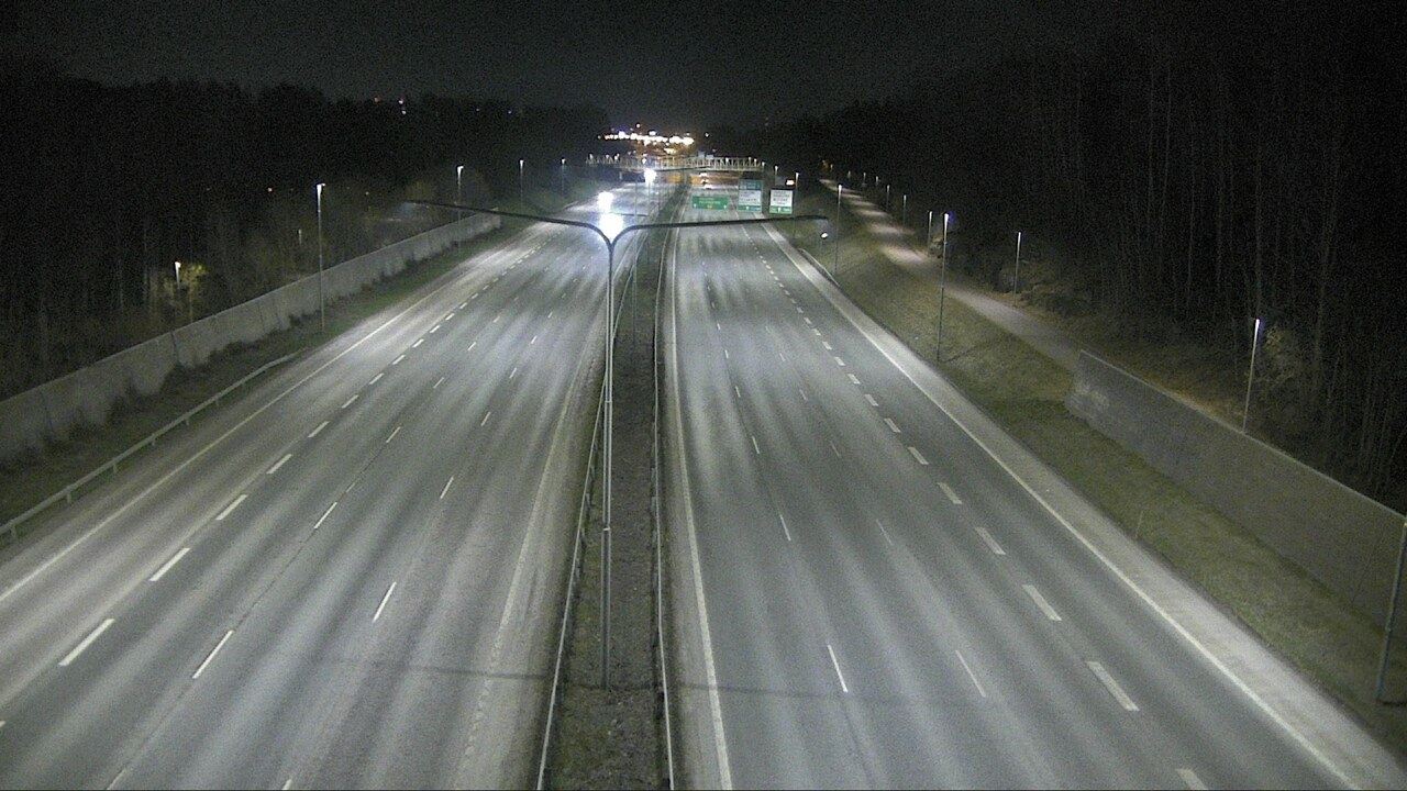 Weather Camera Image Road 51 Espoo, Westend, Espoo, Uusimaa