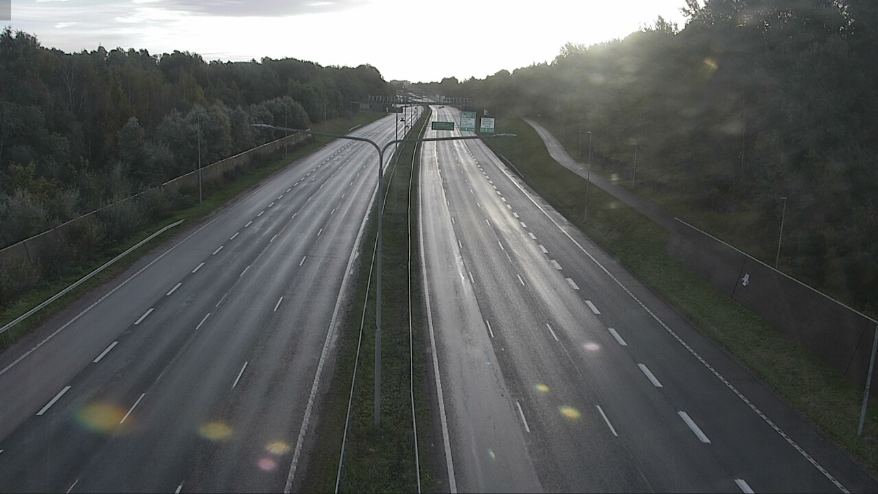 Weather Camera Image Road 51 Espoo, Westend, Espoo, Uusimaa
