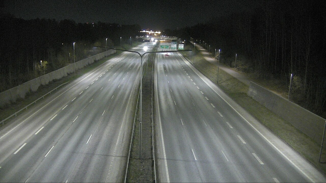 Weather Camera Image Road 51 Espoo, Westend, Espoo, Uusimaa
