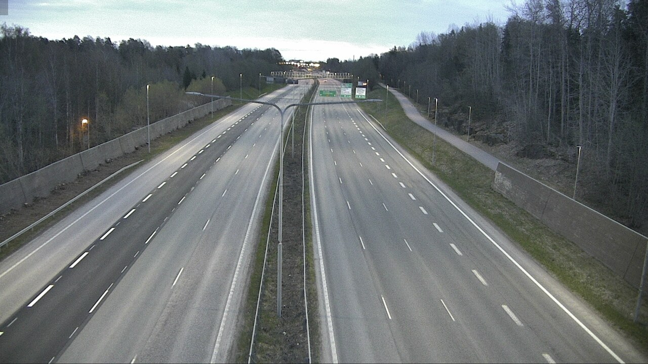 Weather Camera Image Road 51 Espoo, Westend, Espoo, Uusimaa