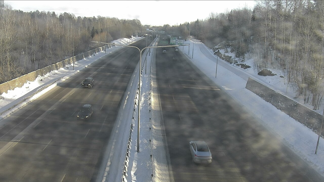Weather Camera Image Road 51 Espoo, Westend, Espoo, Uusimaa
