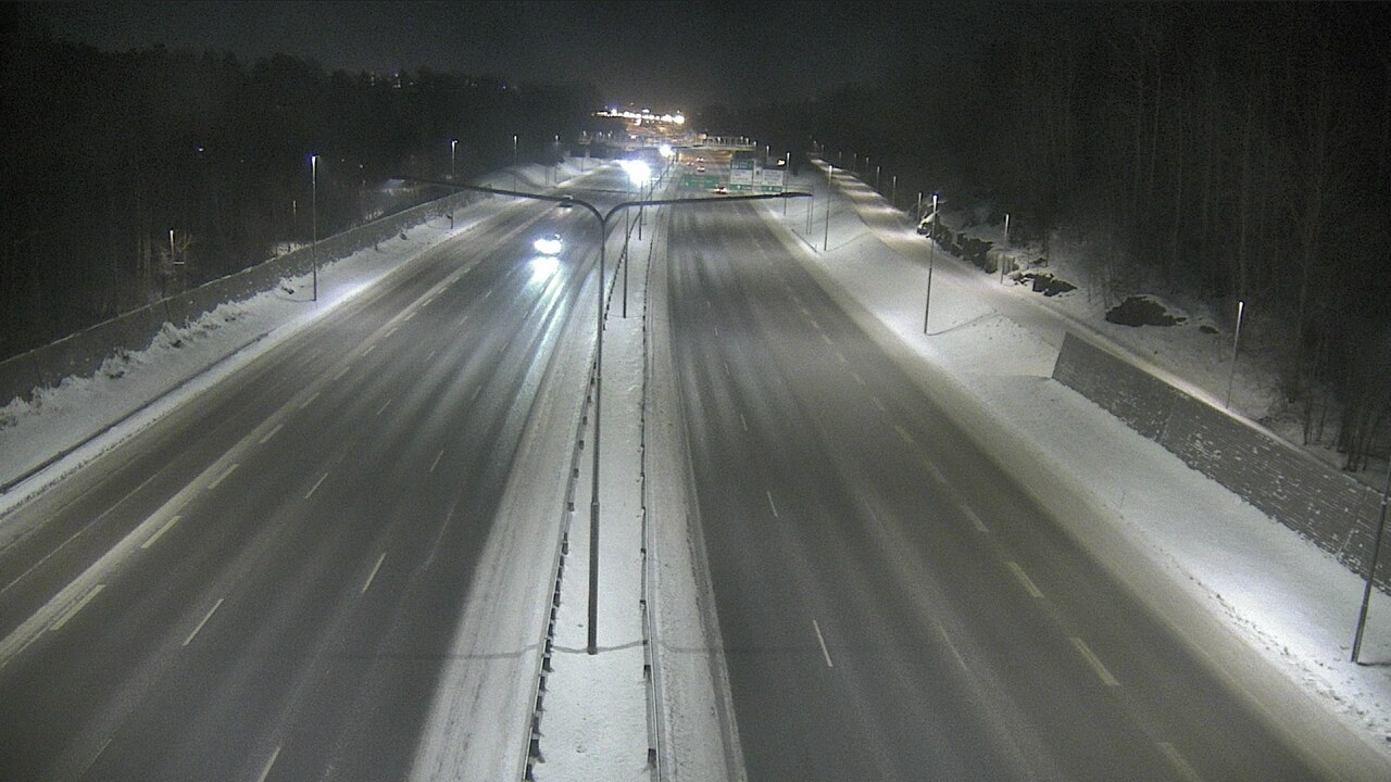 Weather Camera Image Road 51 Espoo, Westend, Espoo, Uusimaa