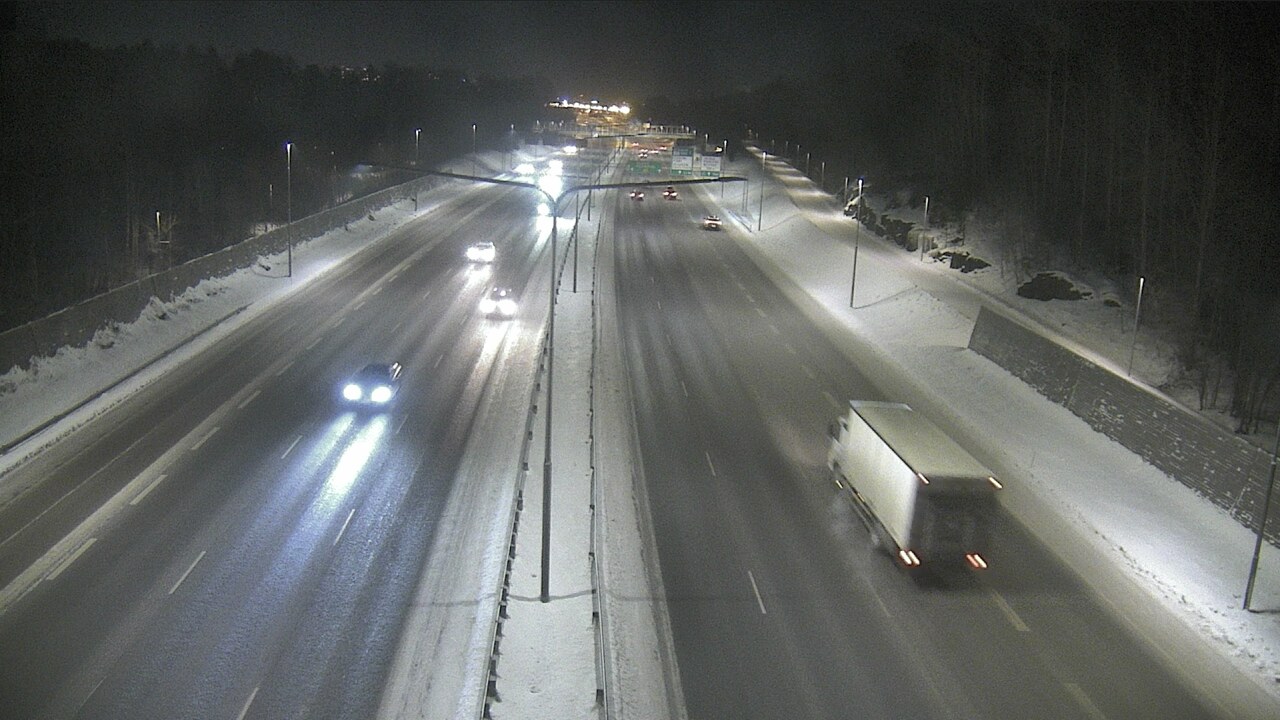 Weather Camera Image Road 51 Espoo, Westend, Espoo, Uusimaa