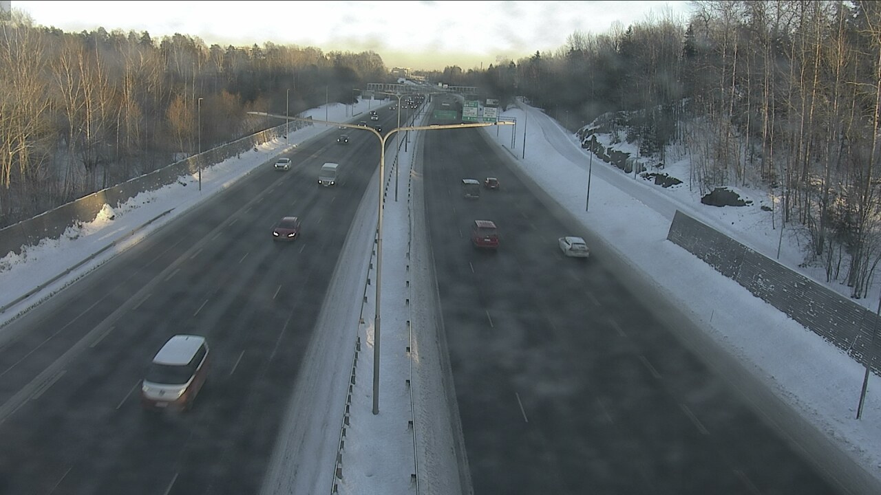 Weather Camera Image Road 51 Espoo, Westend, Espoo, Uusimaa