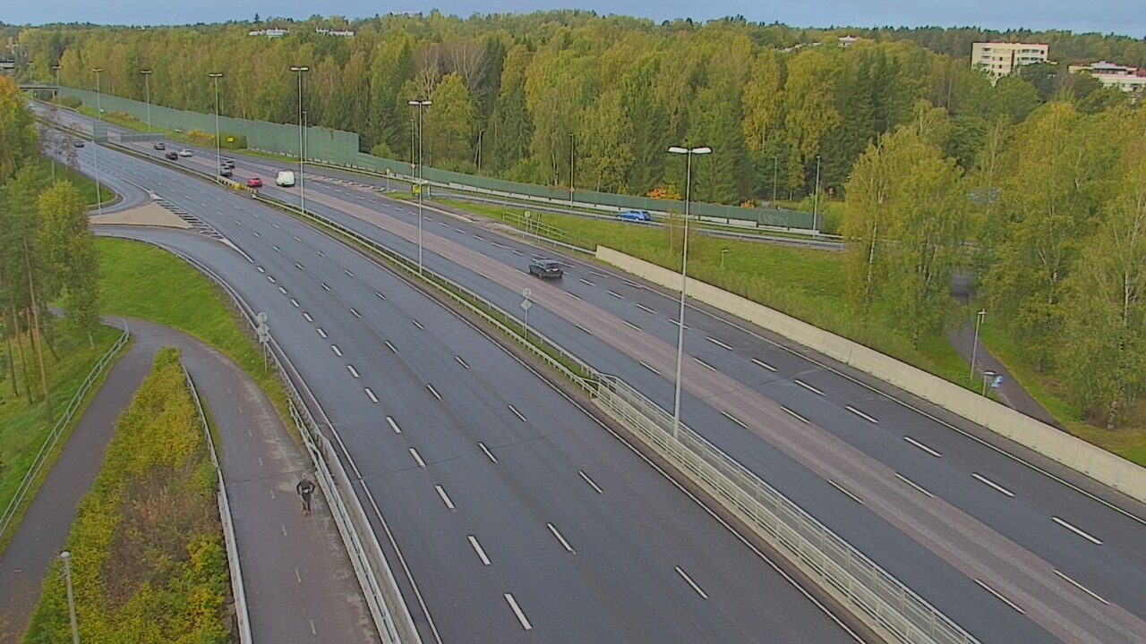 Weather Camera Image Road 101 Helsinki, Vihdintien risteys, Helsinki, Uusimaa