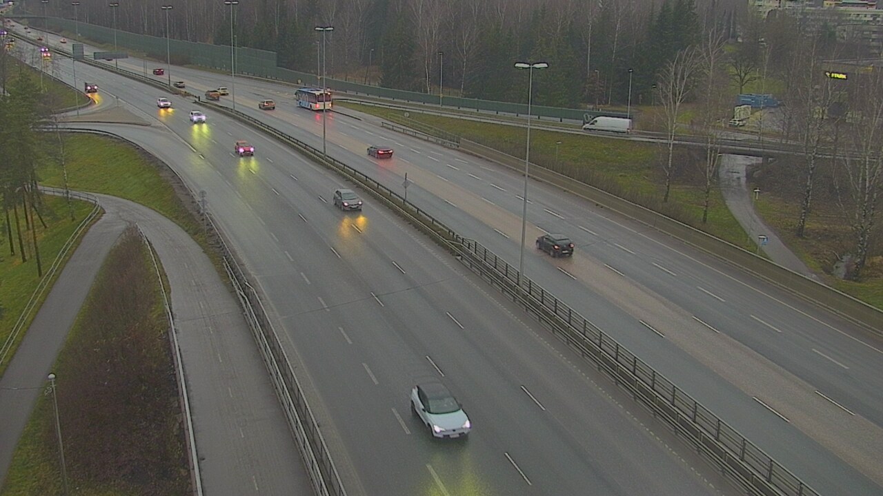 Weather Camera Image Väg 101 Helsingfors, Vichtisvägens korsning, Helsinki, Uusimaa