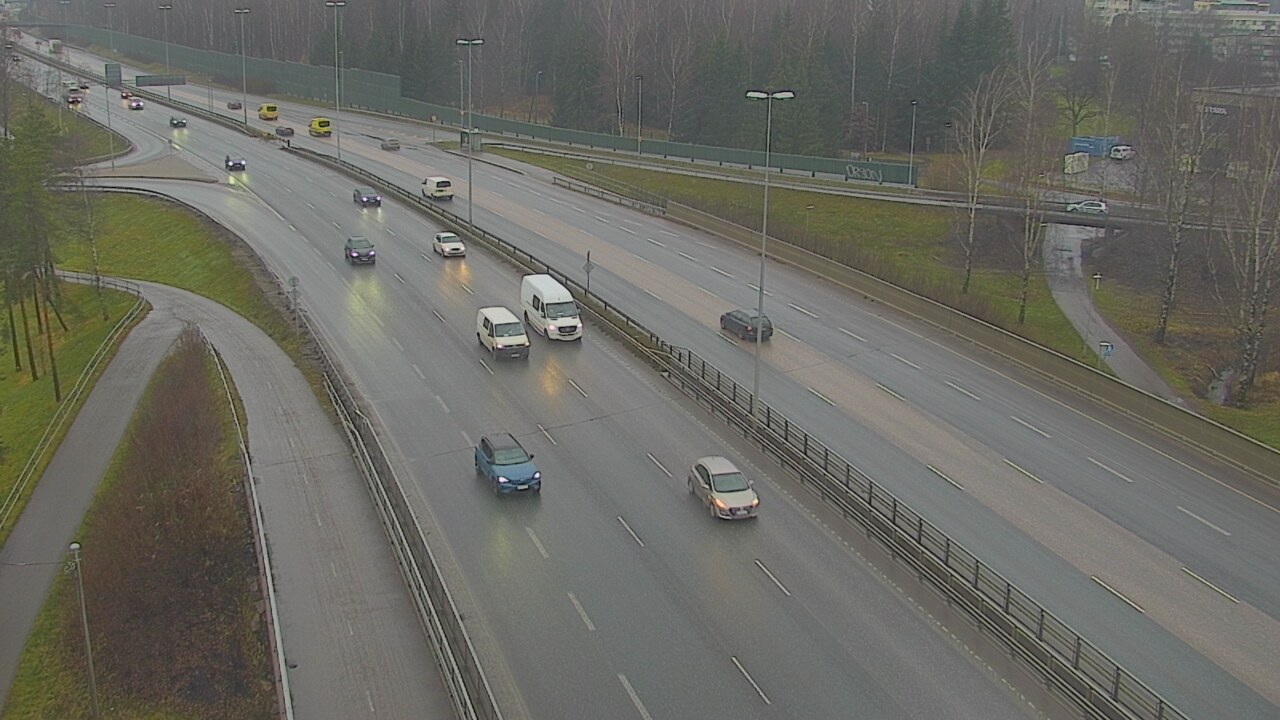 Weather Camera Image Väg 101 Helsingfors, Vichtisvägens korsning, Helsinki, Uusimaa