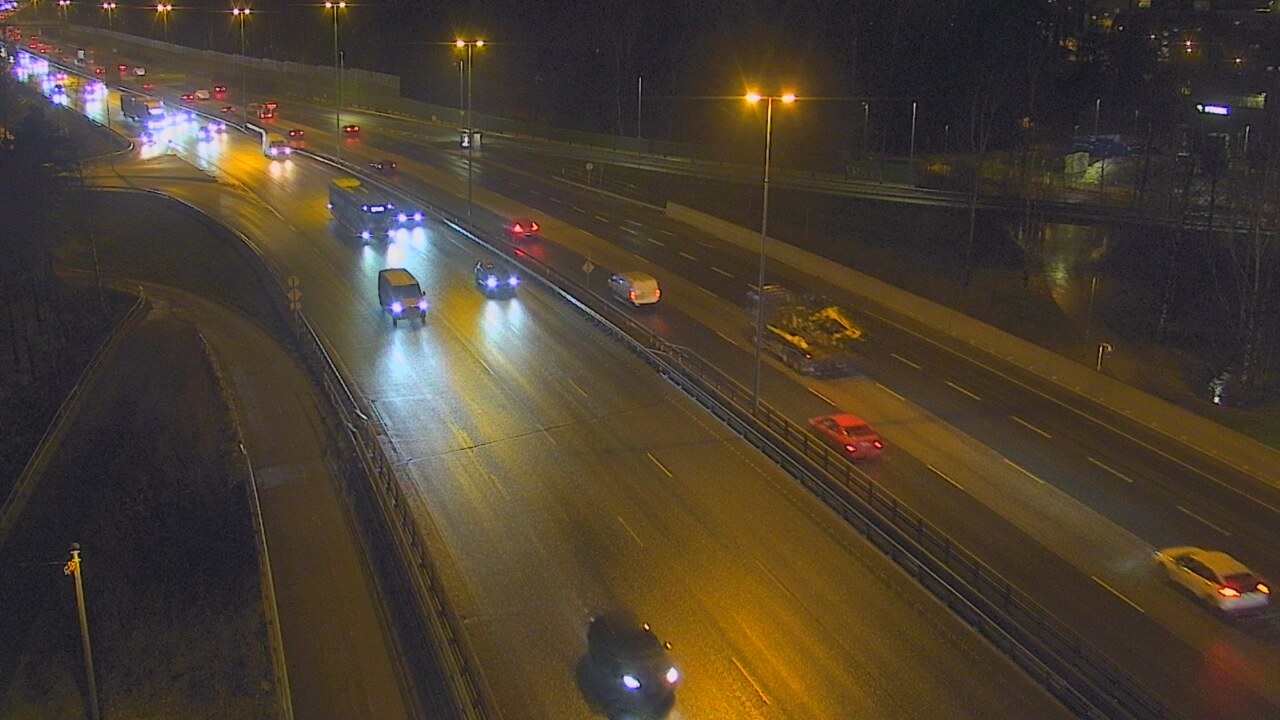 Weather Camera Image Väg 101 Helsingfors, Vichtisvägens korsning, Helsinki, Uusimaa