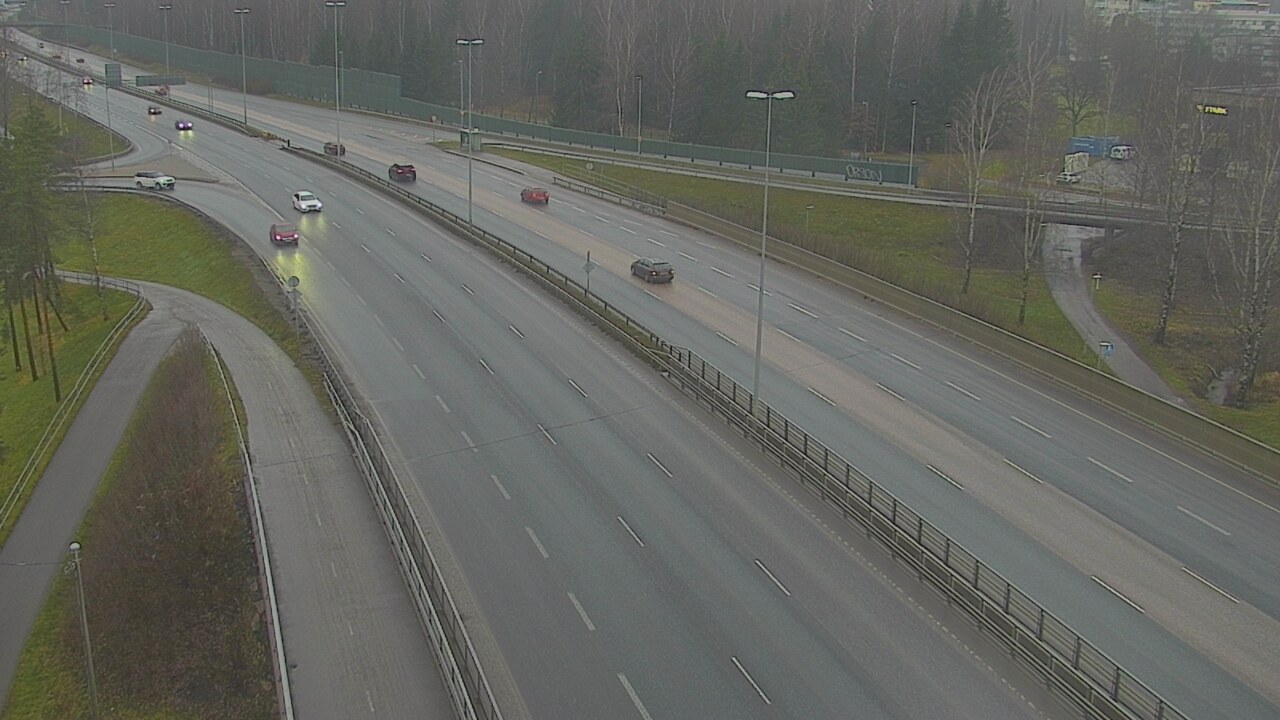 Weather Camera Image Väg 101 Helsingfors, Vichtisvägens korsning, Helsinki, Uusimaa