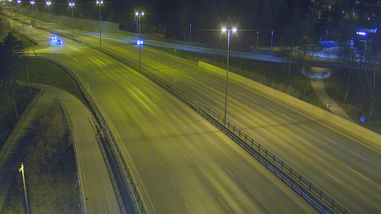 Weather Camera Image Road 101 Helsinki, Vihdintien risteys, Helsinki, Uusimaa