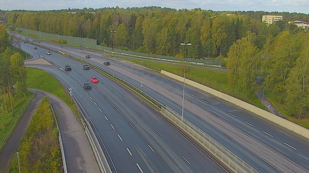 Weather Camera Image Road 101 Helsinki, Vihdintien risteys, Helsinki, Uusimaa