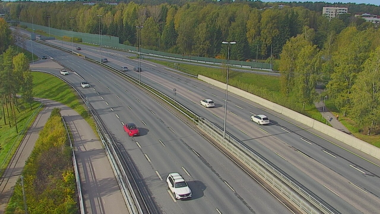 Weather Camera Image Road 101 Helsinki, Vihdintien risteys, Helsinki, Uusimaa
