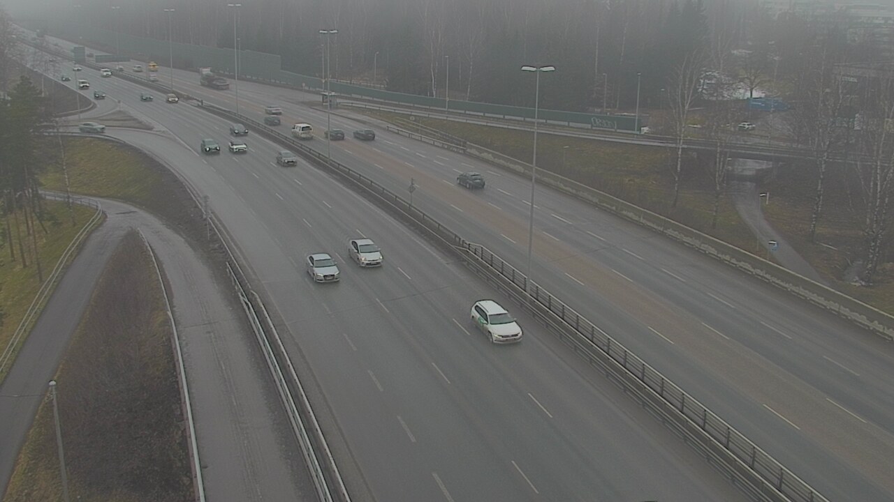Weather Camera Image Road 101 Helsinki, Vihdintien risteys, Helsinki, Uusimaa