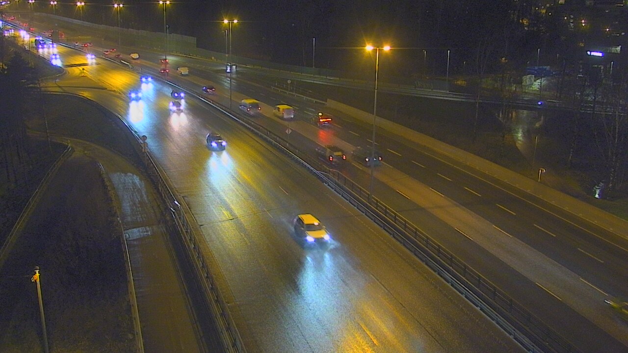 Weather Camera Image Väg 101 Helsingfors, Vichtisvägens korsning, Helsinki, Uusimaa