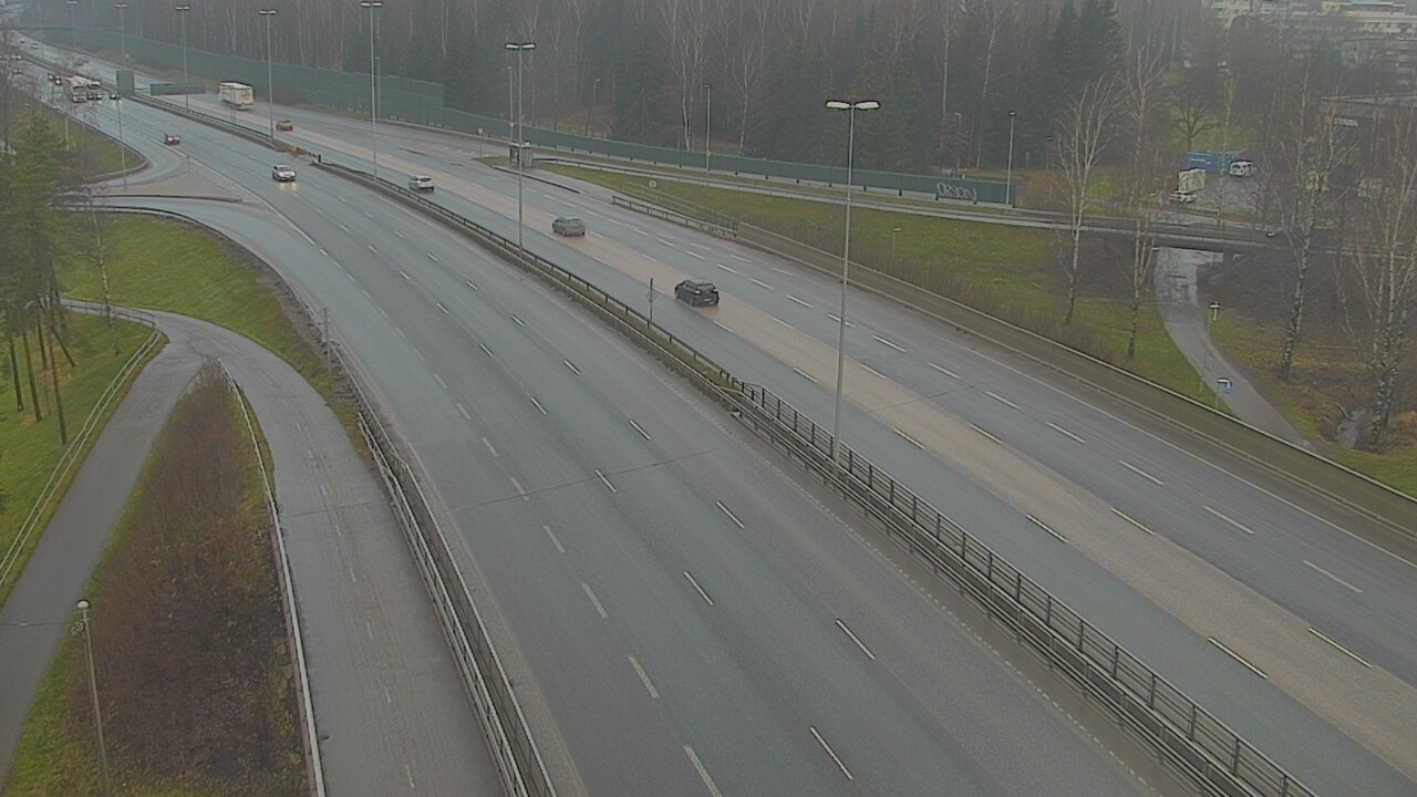 Weather Camera Image Väg 101 Helsingfors, Vichtisvägens korsning, Helsinki, Uusimaa