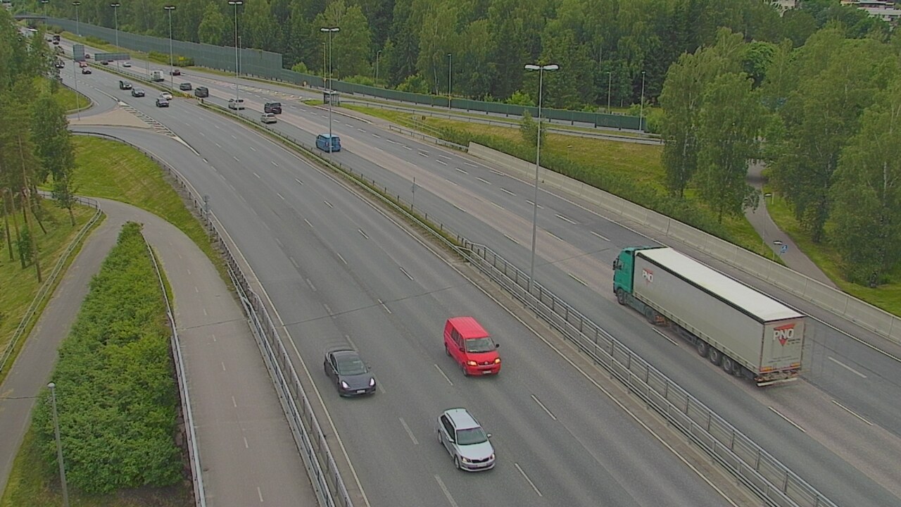 Weather Camera Image Väg 101 Helsingfors, Vichtisvägens korsning, Helsinki, Uusimaa