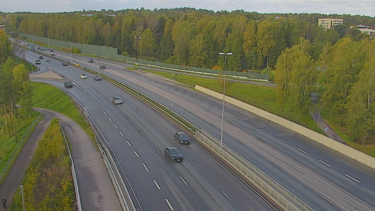 Weather Camera Image Road 101 Helsinki, Vihdintien risteys, Helsinki, Uusimaa