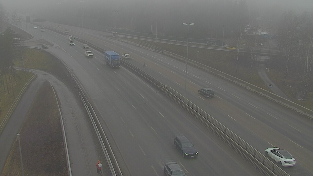 Weather Camera Image Road 101 Helsinki, Vihdintien risteys, Helsinki, Uusimaa