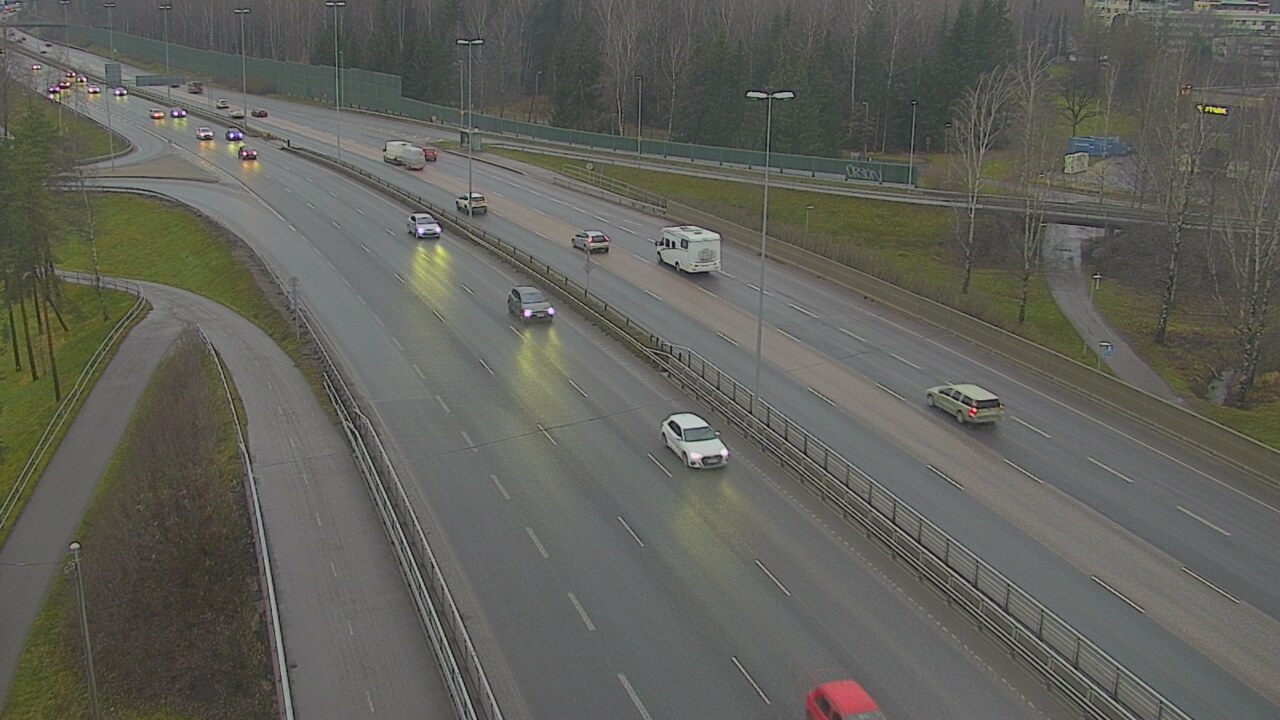 Weather Camera Image Väg 101 Helsingfors, Vichtisvägens korsning, Helsinki, Uusimaa