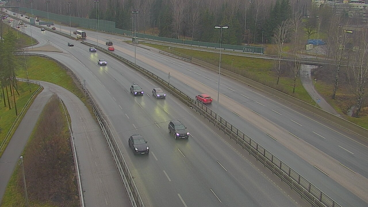 Weather Camera Image Väg 101 Helsingfors, Vichtisvägens korsning, Helsinki, Uusimaa