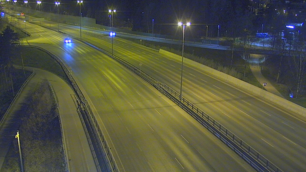 Weather Camera Image Road 101 Helsinki, Vihdintien risteys, Helsinki, Uusimaa