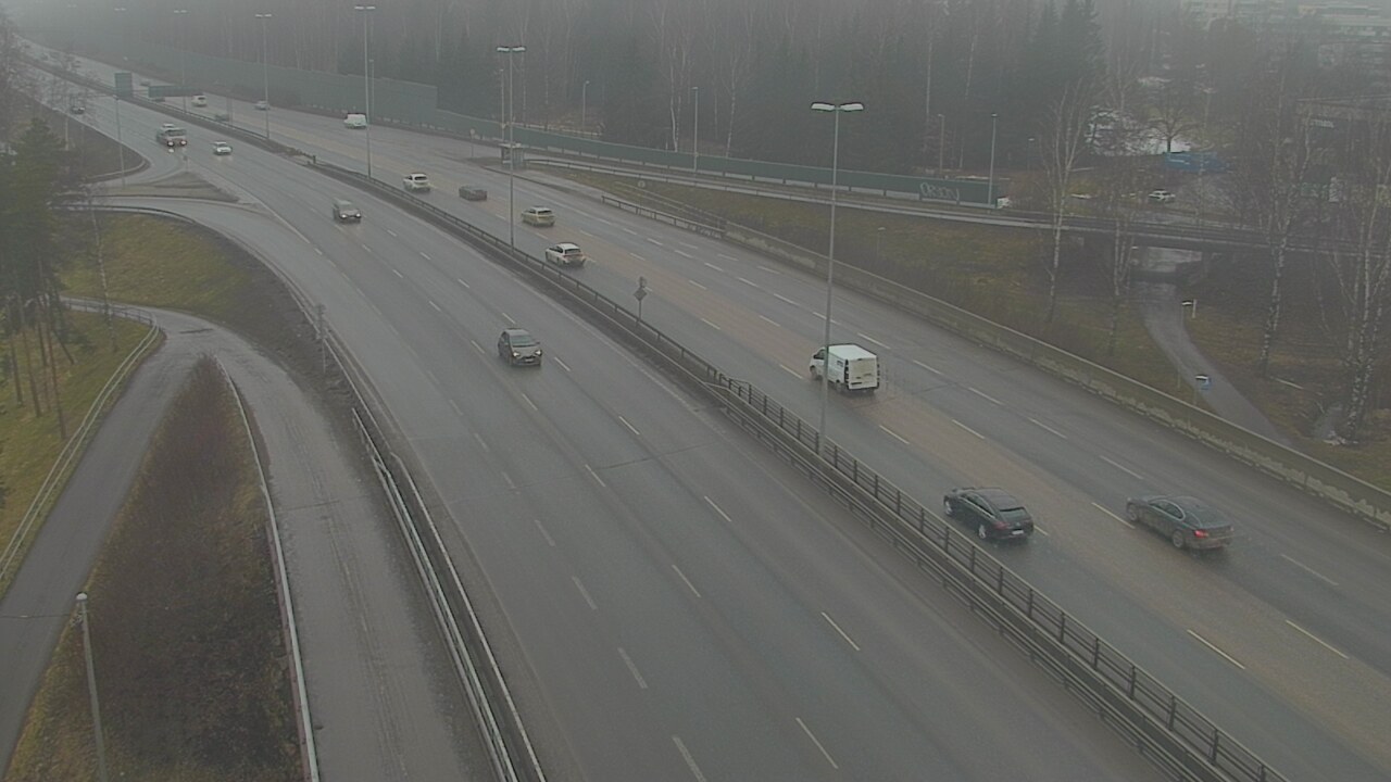 Weather Camera Image Road 101 Helsinki, Vihdintien risteys, Helsinki, Uusimaa