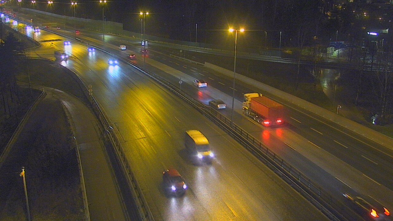 Weather Camera Image Väg 101 Helsingfors, Vichtisvägens korsning, Helsinki, Uusimaa