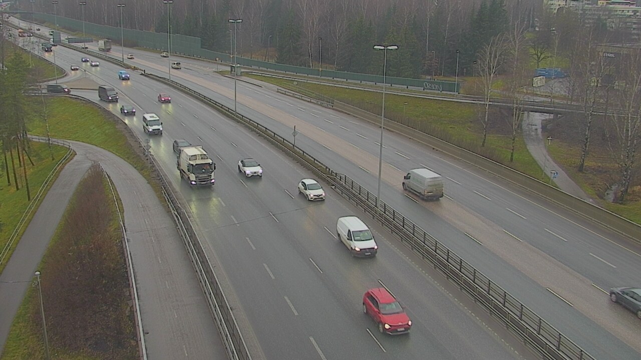 Weather Camera Image Väg 101 Helsingfors, Vichtisvägens korsning, Helsinki, Uusimaa
