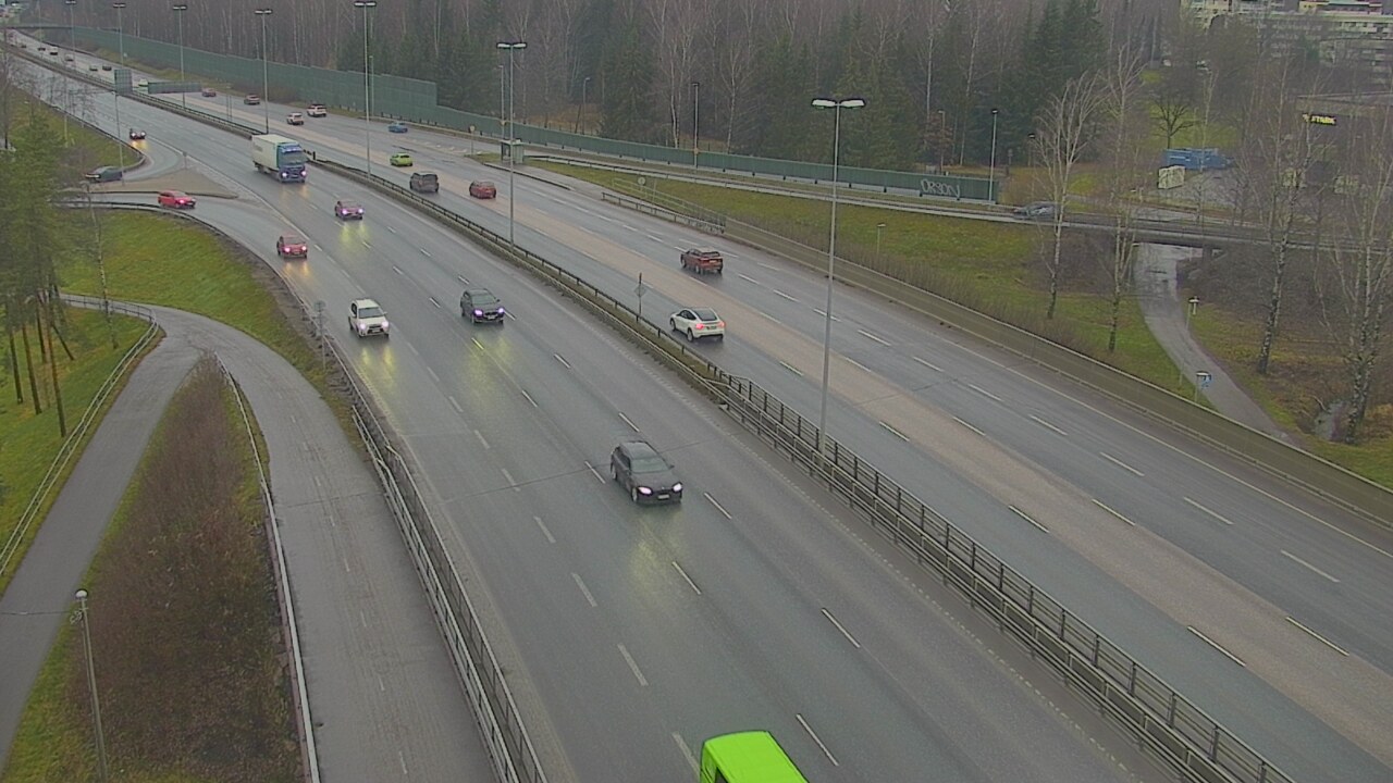 Weather Camera Image Väg 101 Helsingfors, Vichtisvägens korsning, Helsinki, Uusimaa