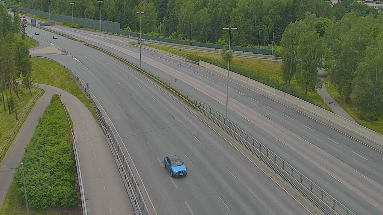 Weather Camera Image Väg 101 Helsingfors, Vichtisvägens korsning, Helsinki, Uusimaa