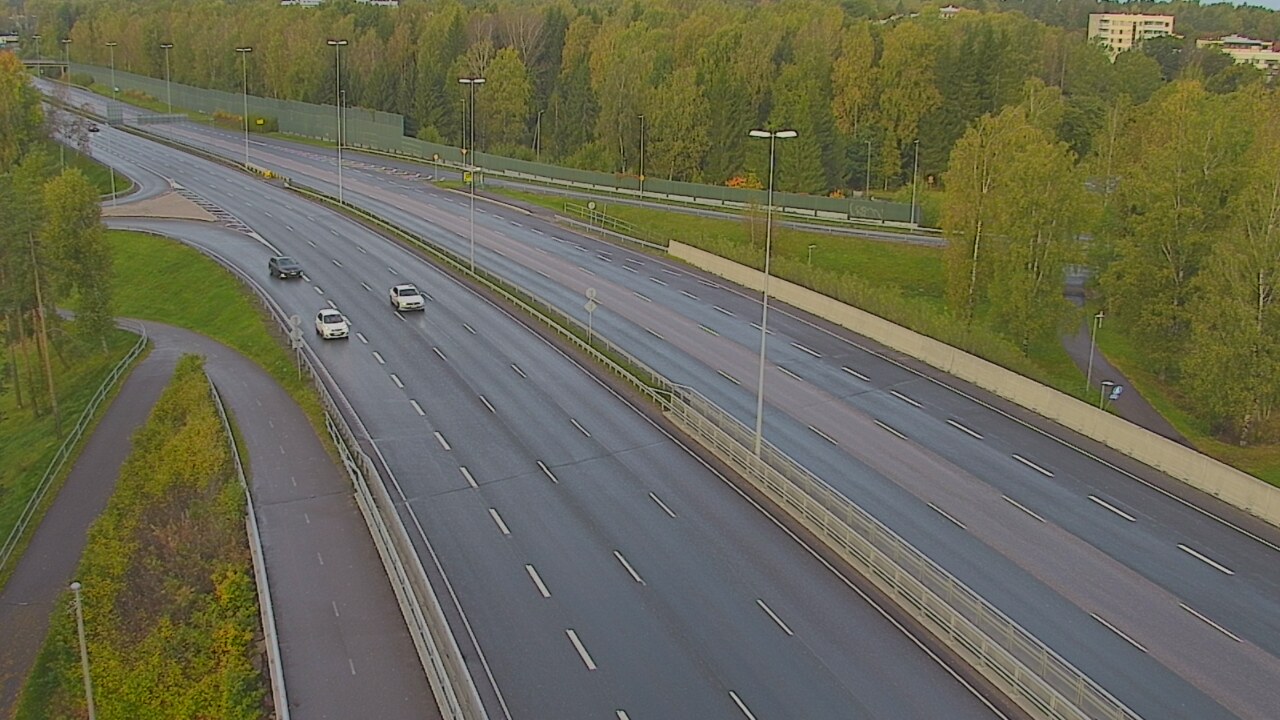 Weather Camera Image Road 101 Helsinki, Vihdintien risteys, Helsinki, Uusimaa