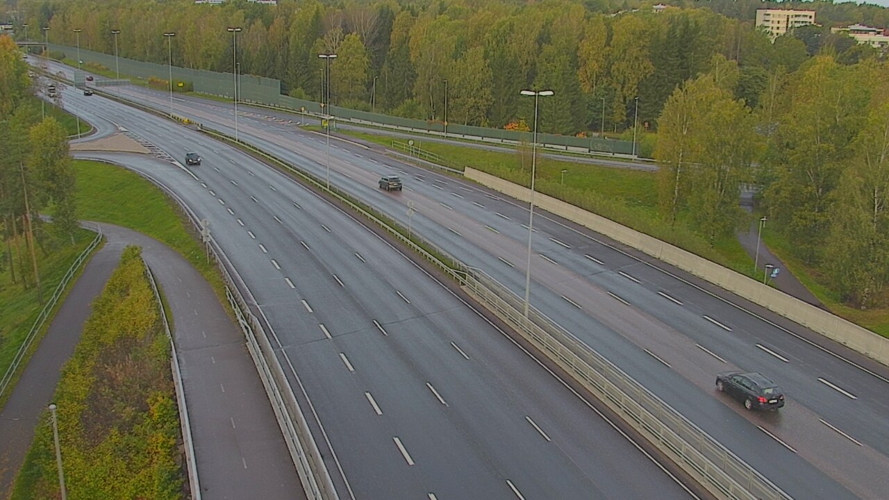 Weather Camera Image Road 101 Helsinki, Vihdintien risteys, Helsinki, Uusimaa