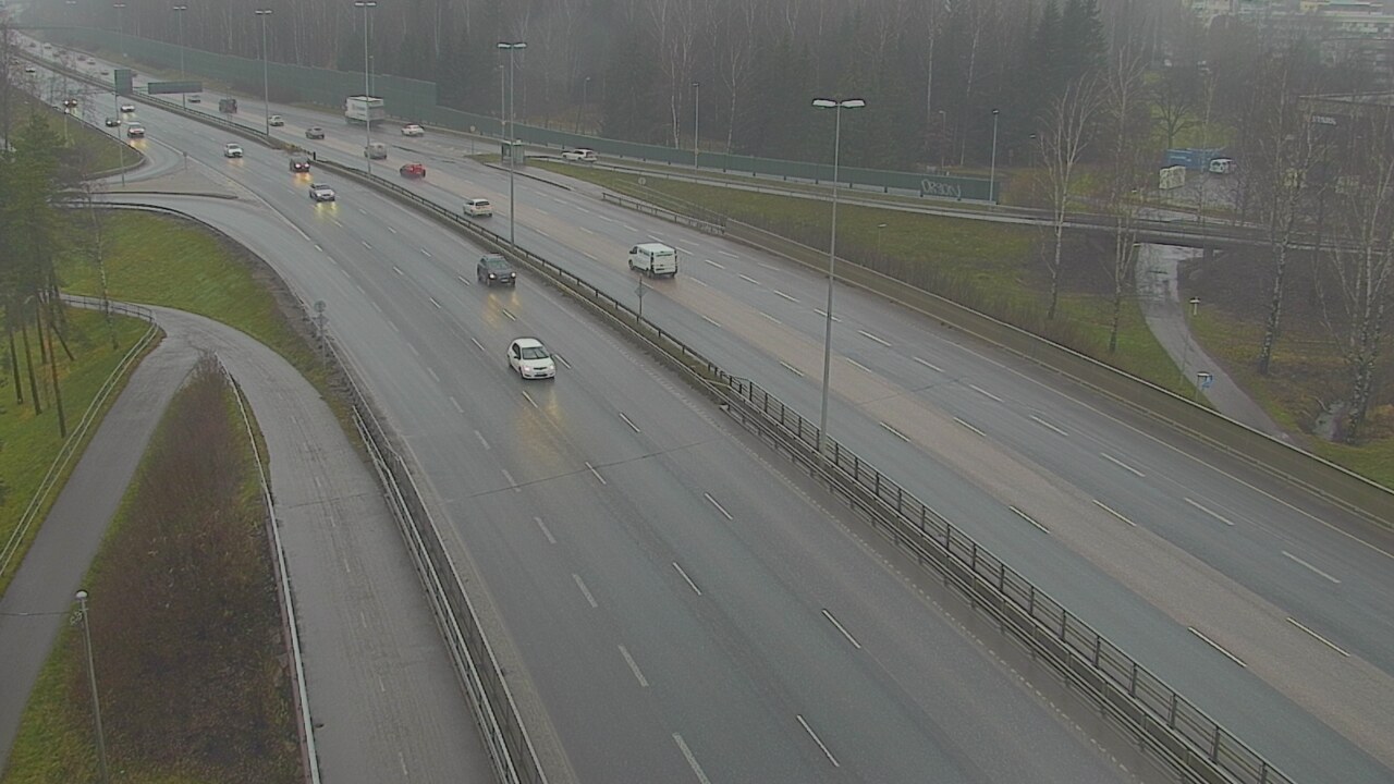 Weather Camera Image Väg 101 Helsingfors, Vichtisvägens korsning, Helsinki, Uusimaa