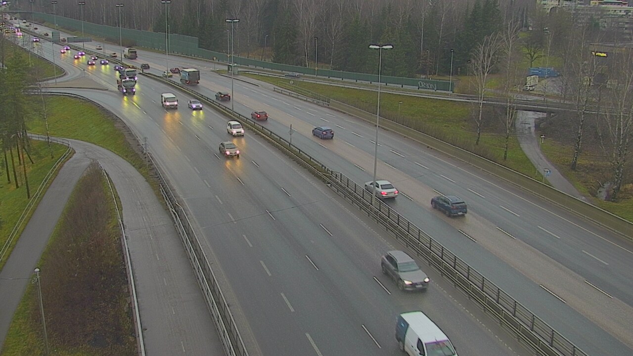 Weather Camera Image Väg 101 Helsingfors, Vichtisvägens korsning, Helsinki, Uusimaa
