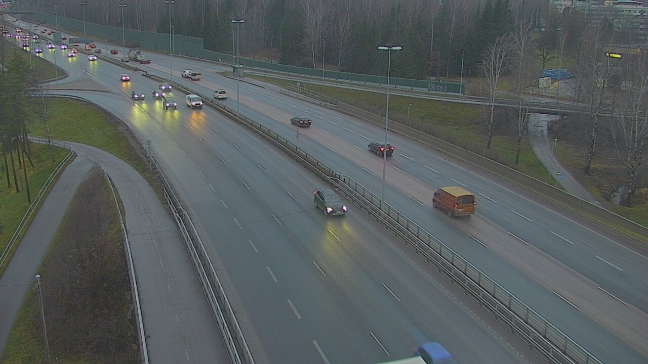 Weather Camera Image Väg 101 Helsingfors, Vichtisvägens korsning, Helsinki, Uusimaa