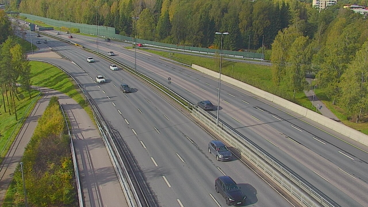 Weather Camera Image Road 101 Helsinki, Vihdintien risteys, Helsinki, Uusimaa
