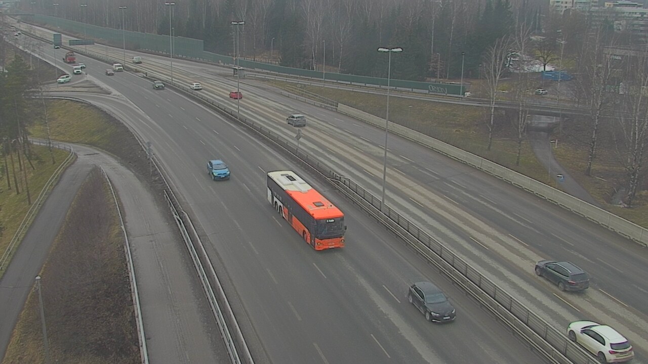 Weather Camera Image Road 101 Helsinki, Vihdintien risteys, Helsinki, Uusimaa