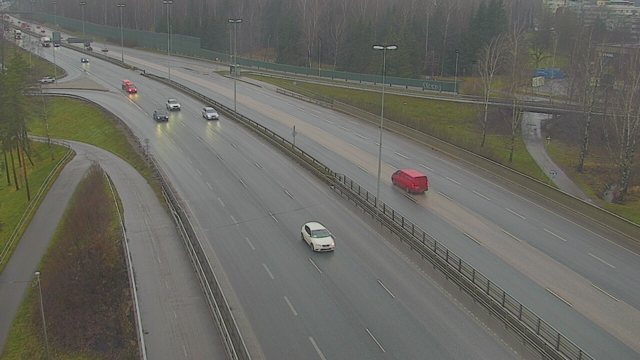 Weather Camera Image Väg 101 Helsingfors, Vichtisvägens korsning, Helsinki, Uusimaa