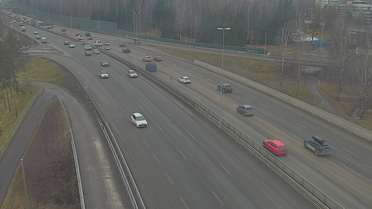 Weather Camera Image Road 101 Helsinki, Vihdintien risteys, Helsinki, Uusimaa
