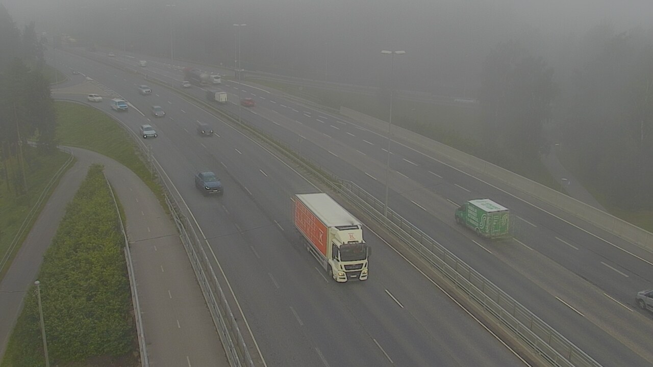 Weather Camera Image Road 101 Helsinki, Vihdintien risteys, Helsinki, Uusimaa