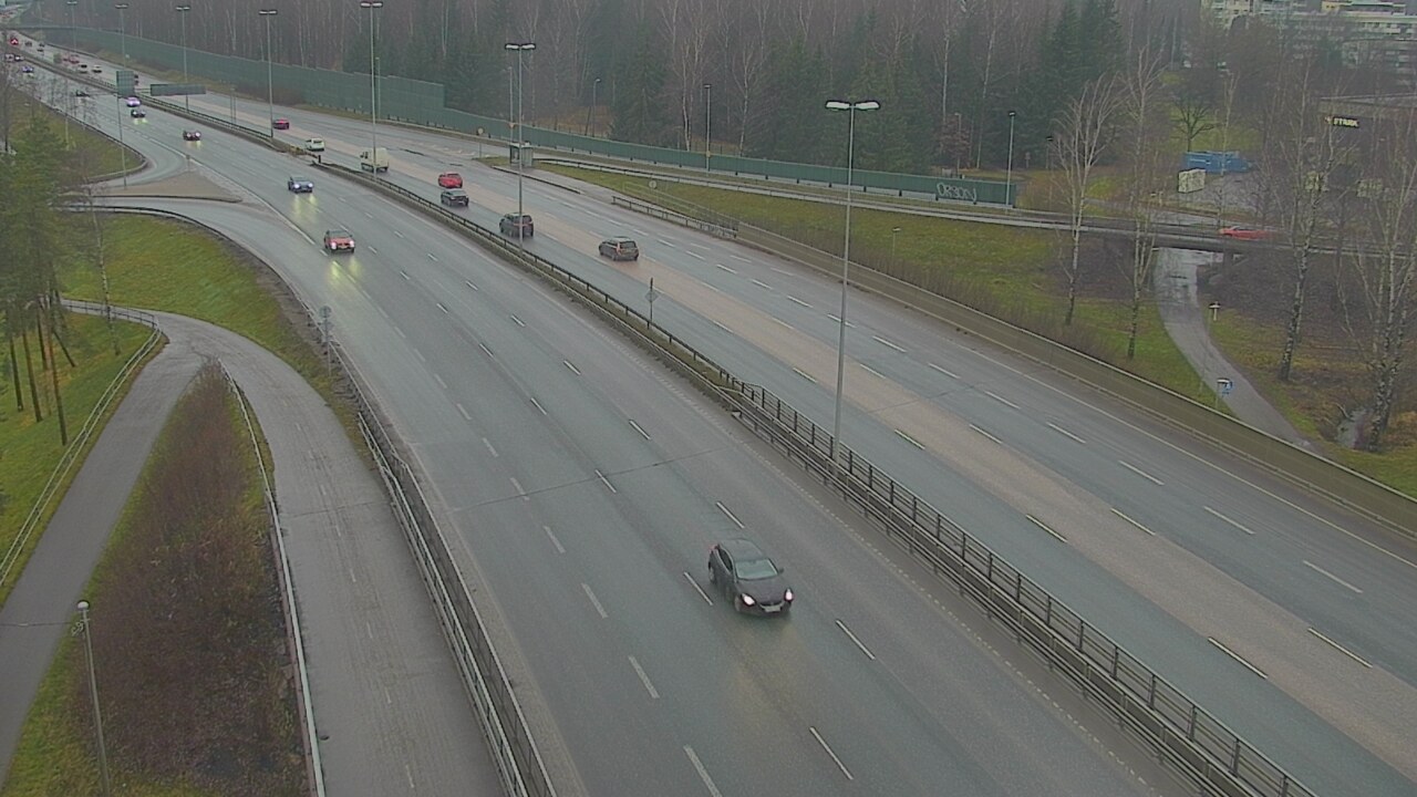Weather Camera Image Väg 101 Helsingfors, Vichtisvägens korsning, Helsinki, Uusimaa