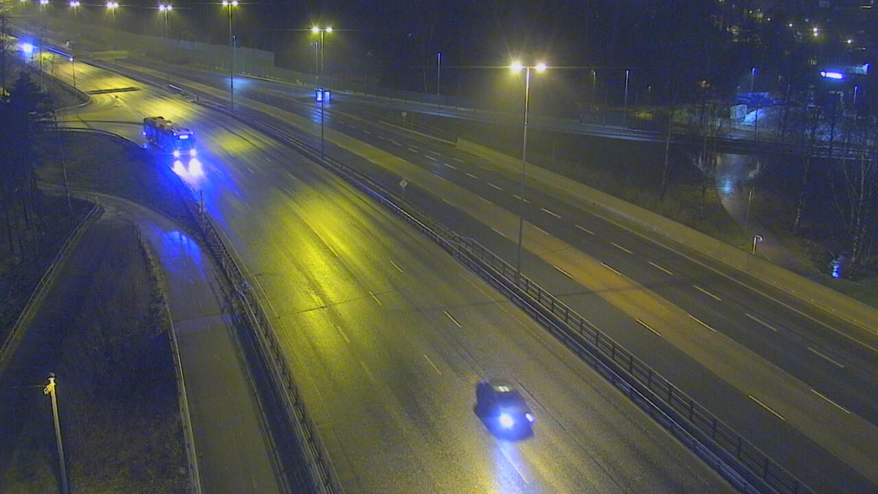 Weather Camera Image Väg 101 Helsingfors, Vichtisvägens korsning, Helsinki, Uusimaa